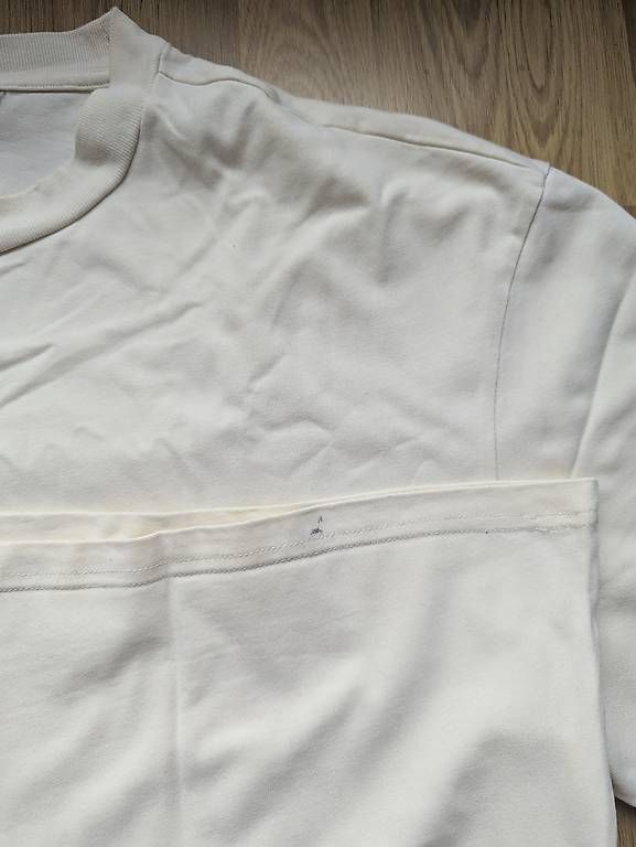 Weekday T-shirt: Weekday Great T-Shirt Small – Usato da Olten venduto da noa_996k 1