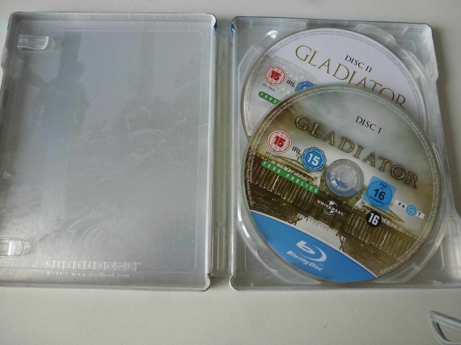 Tutti i DVDs: Gladiator (Special Edition, Steelbook, 2 Blu-Rays) – Nuovo (secondo la descrizione) da Bern venduto da Frebo 1