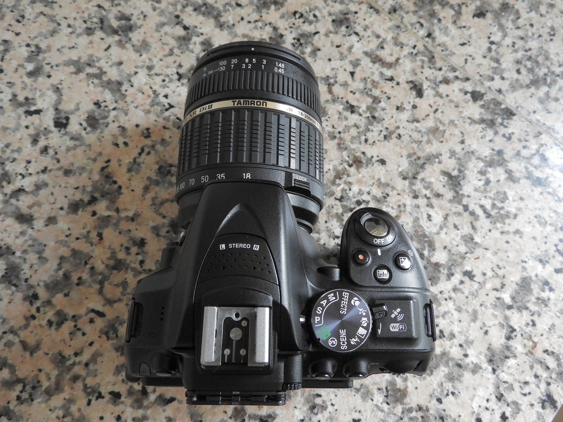 Nikon Kamera: NIKON D5300 mit Objektiv 18-200mm – Gebraucht aus Eglisau von EGLISAU1960 2
