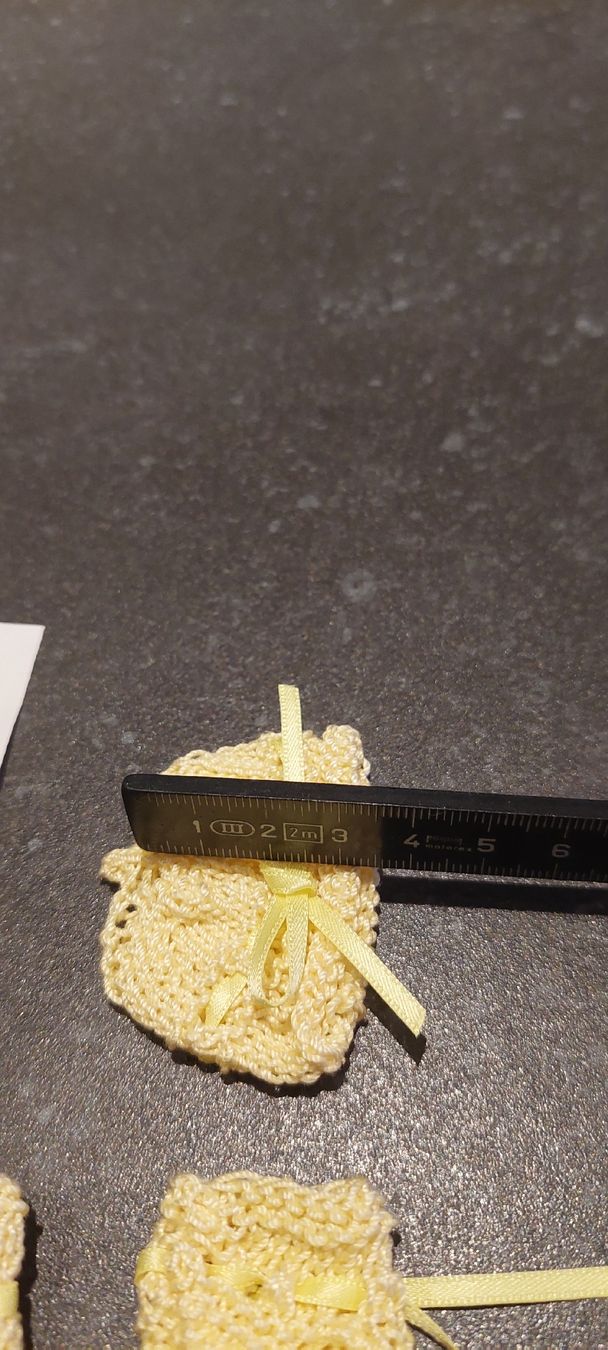 Bambole: Miniatur Puppenkleidli – Nuovo (secondo la descrizione) da Muri AG venduto da nindo1 3