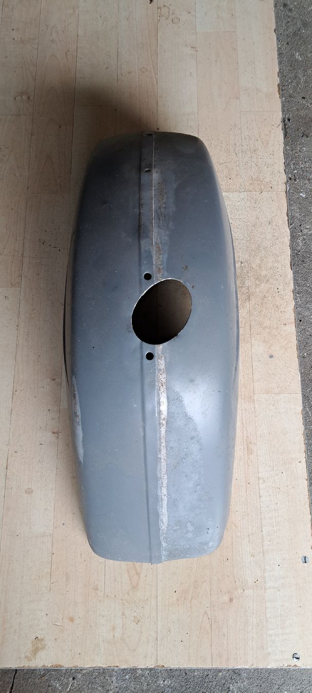 Vespa Tutti pezzi di ricambio per scooter: Vespa Kotflügel – Usato da Füllinsdorf venduto da Borgirosi 1