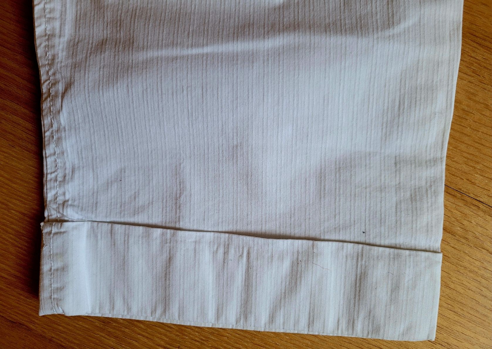 Esprit Pantaloni: Pantalon – Usato da Les Verrières venduto da cjo_pd78 4