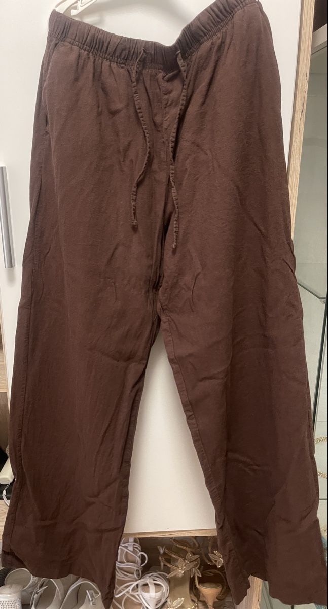 Bershka Pantaloni: Sommerliche Leinenhose  – Nuovo (secondo la descrizione) da Uzwil venduto da noe_9f9c