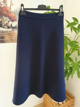 Jolie jupe bleu marine H&M taille XS