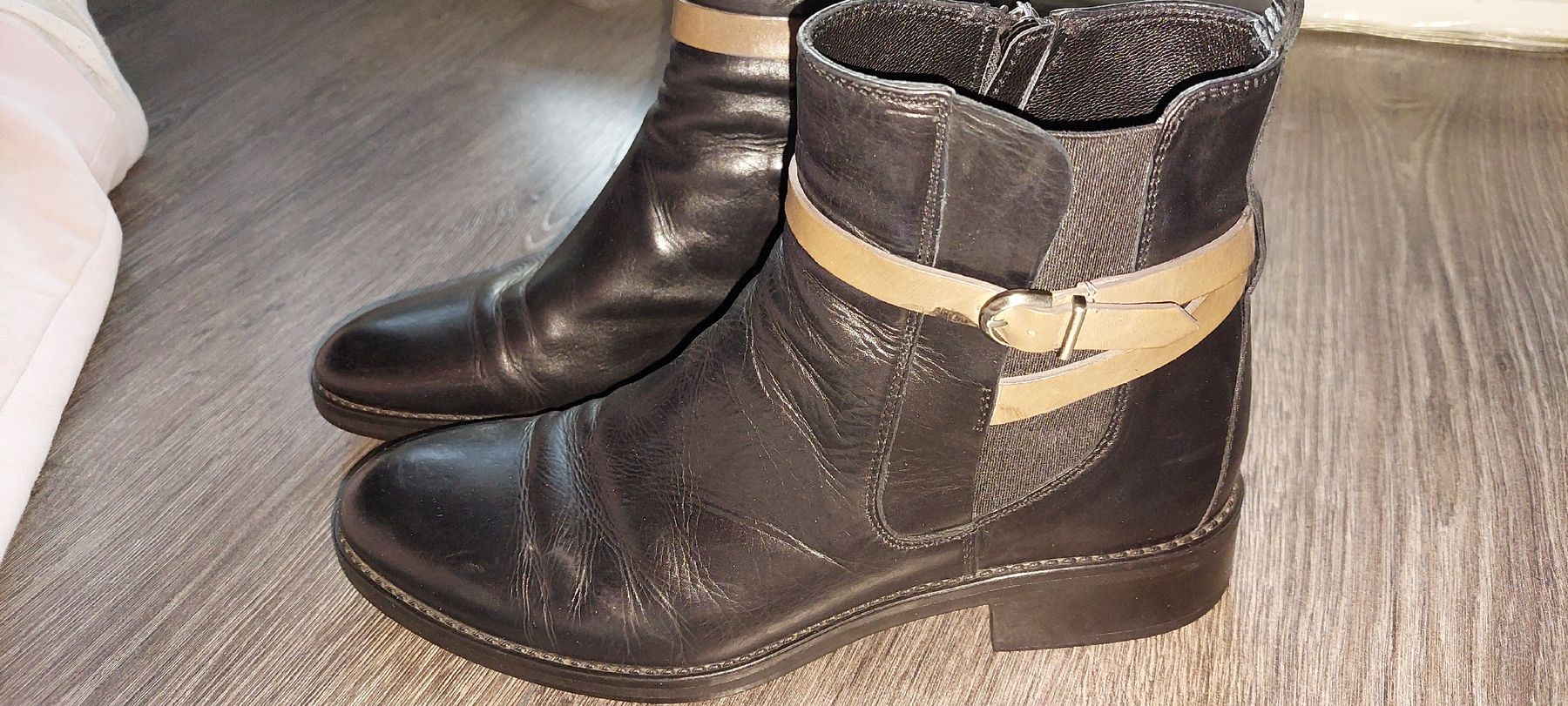 Scarpe da donna: Schwarz - Stiefel gr 38 – Usato da Gwatt (Thun) venduto da Letzte-Chance-III 1