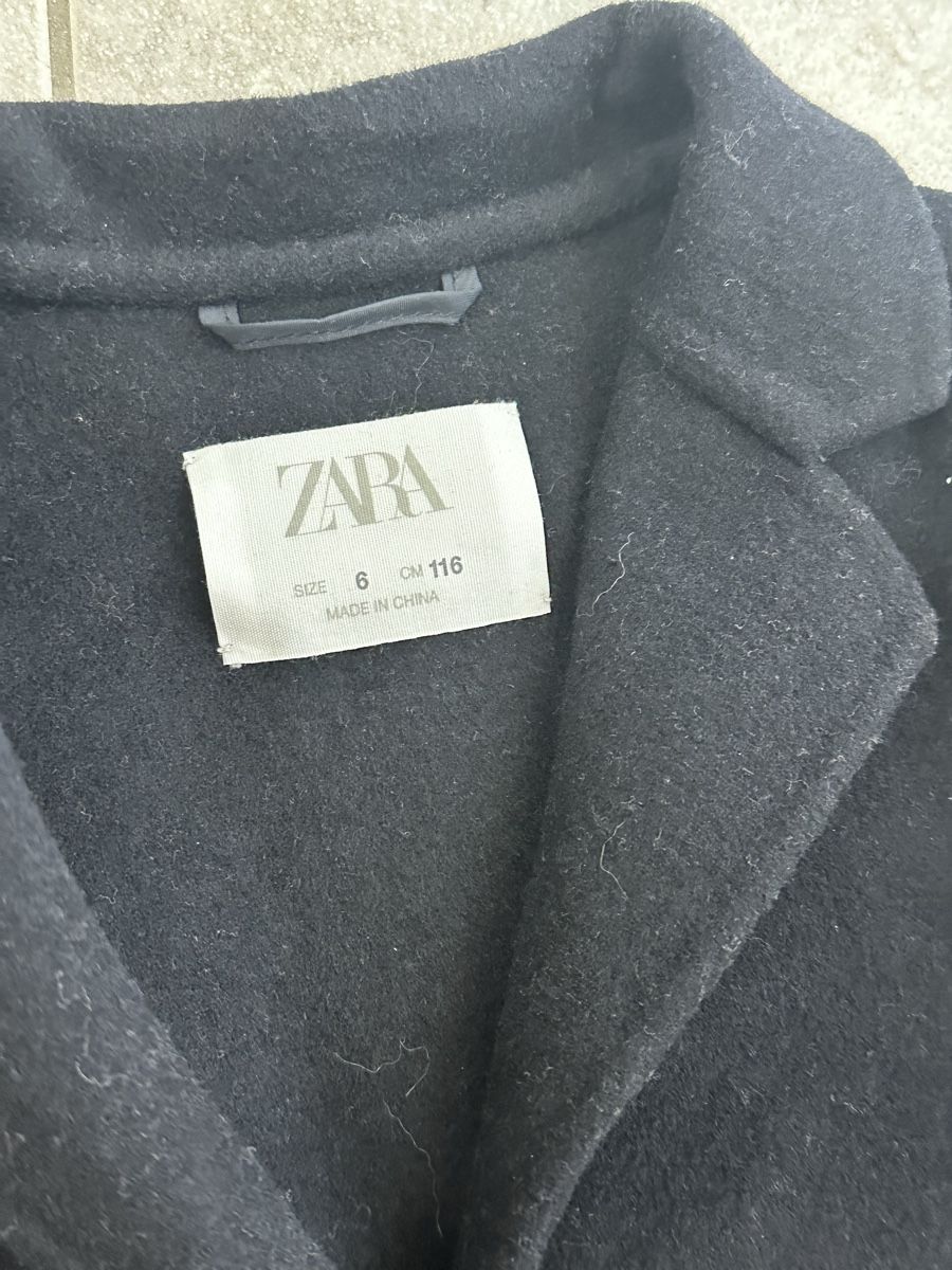 Zara Vestes & Manteaux: Dunkler Mandel Zara 116 – Neuf (Voir description) à Birr par YMCA123 1