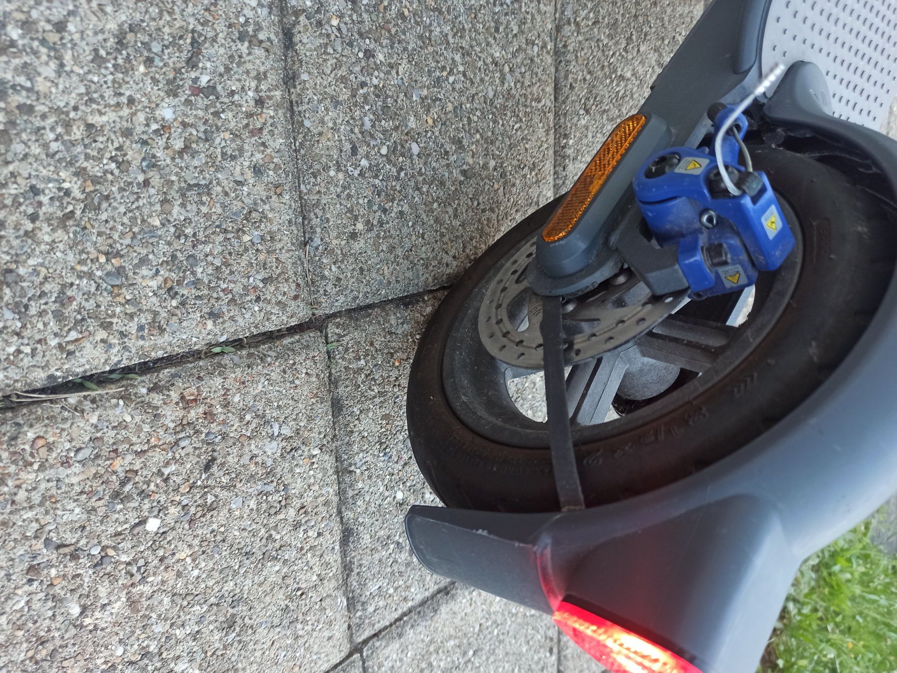 Scooter: Xiaomi Mi E-Scooter – Usato da Adliswil venduto da gcm_zbj6 3