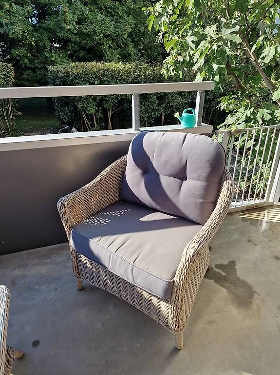 Sofas: Rattan Lounge – D'occasion à Langendorf par Zeroblack 2