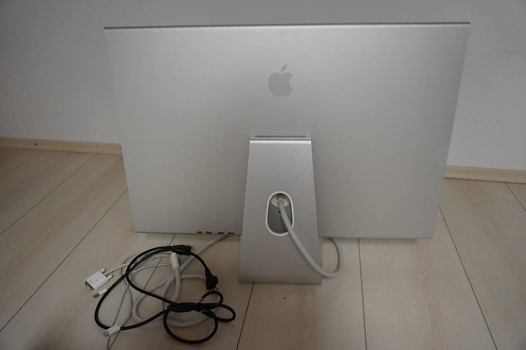 Apple Monitor: Apple Cinema HD Display 30 Zoll – Usato da Walzenhausen venduto da ste_psl2 1