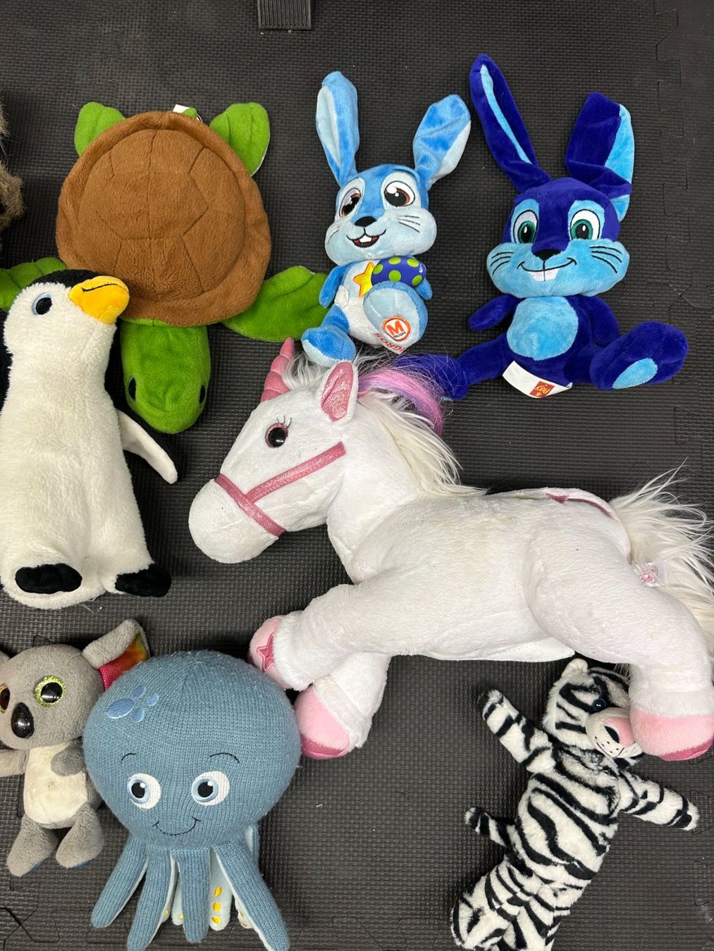 Jouets: Plüschfiguren / -tiere Paket – D'occasion à Knonau par Soni2 3