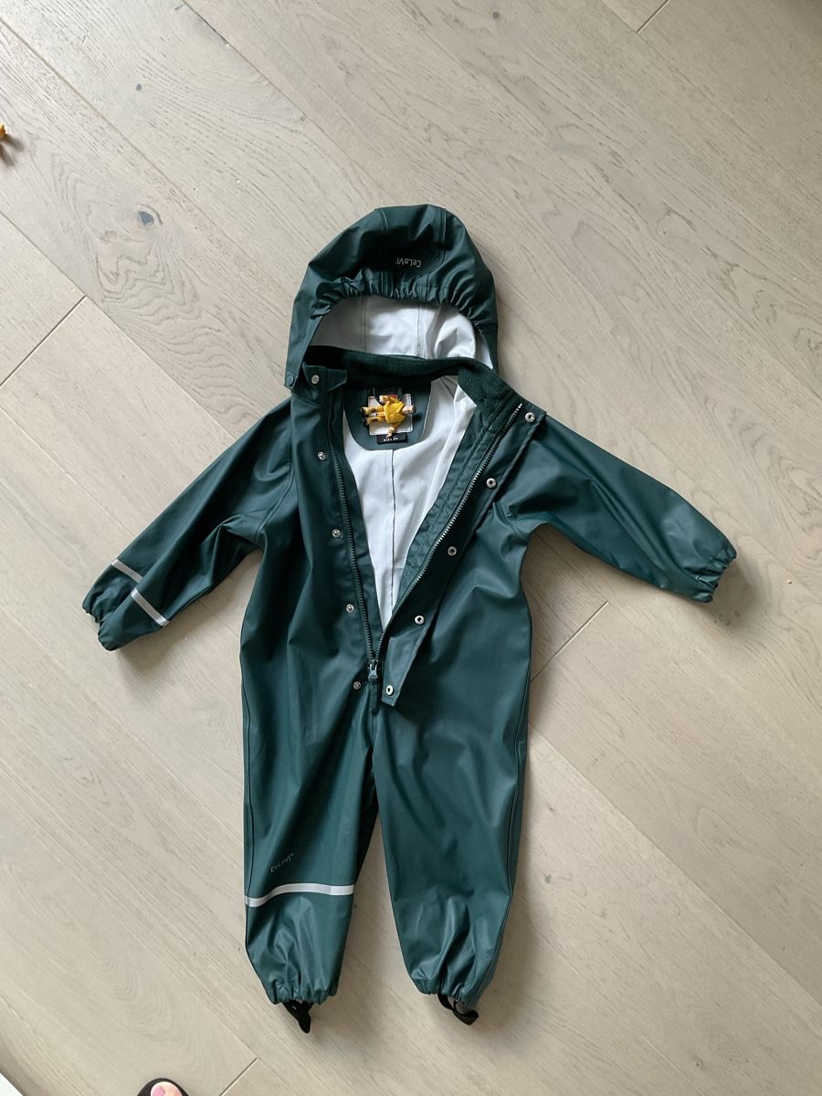Costumes, combinaisons de sport et fonctionnelles: Celavi Regenanzug gr 90 – D'occasion à Zürich par TheShips