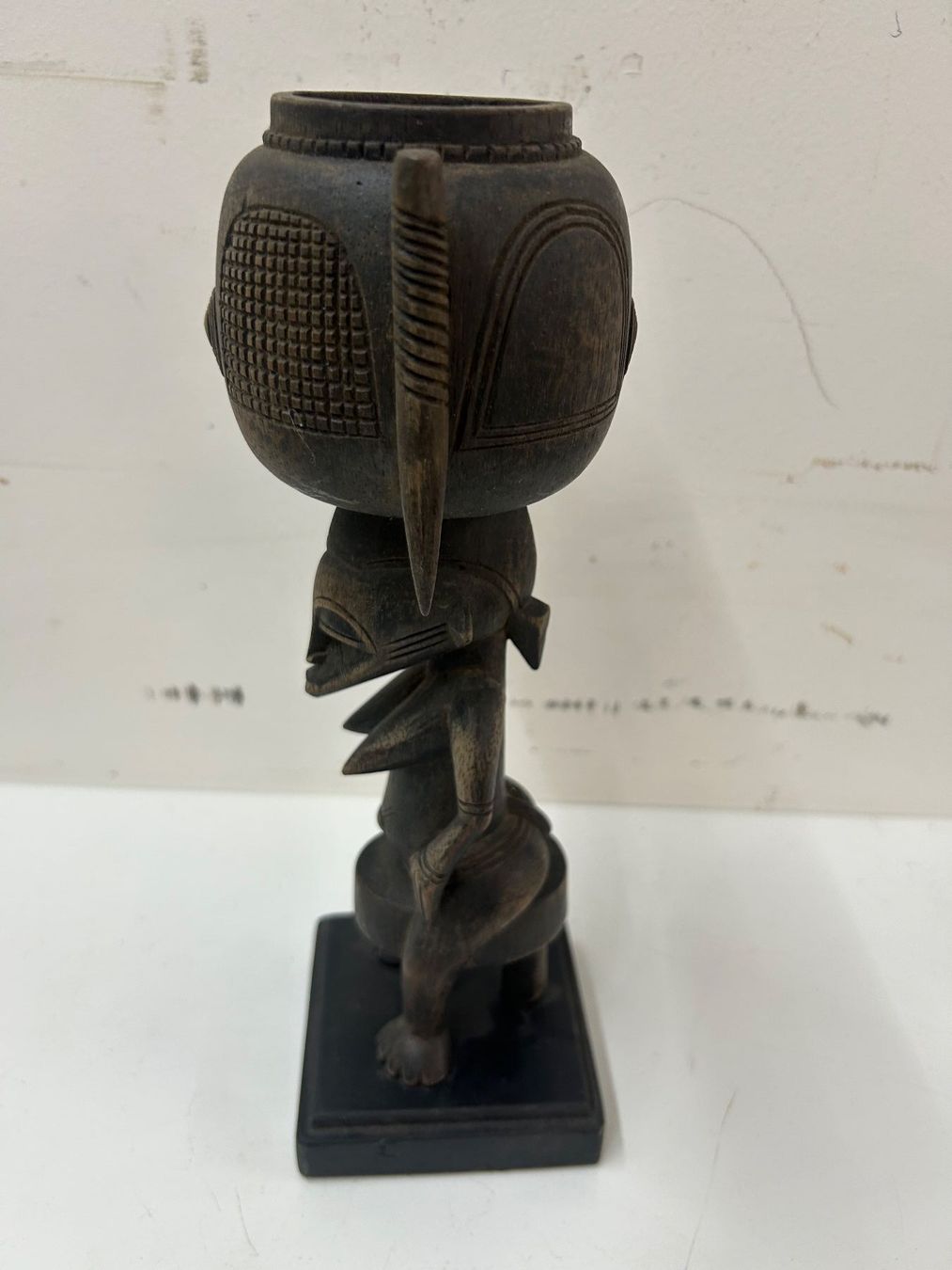 Figuren: antike afrikanische Holz-Figur Luba Kultur alter unbekannt – Gebraucht aus Zürich von Levelart 3