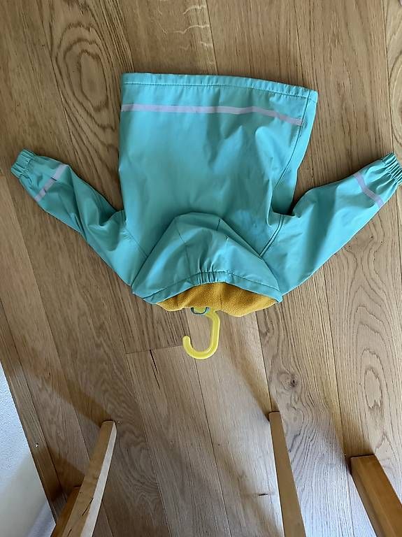 Giacche & Cappotti: Regen Kinder Jacke – Usato da Illnau venduto da Fakiraa