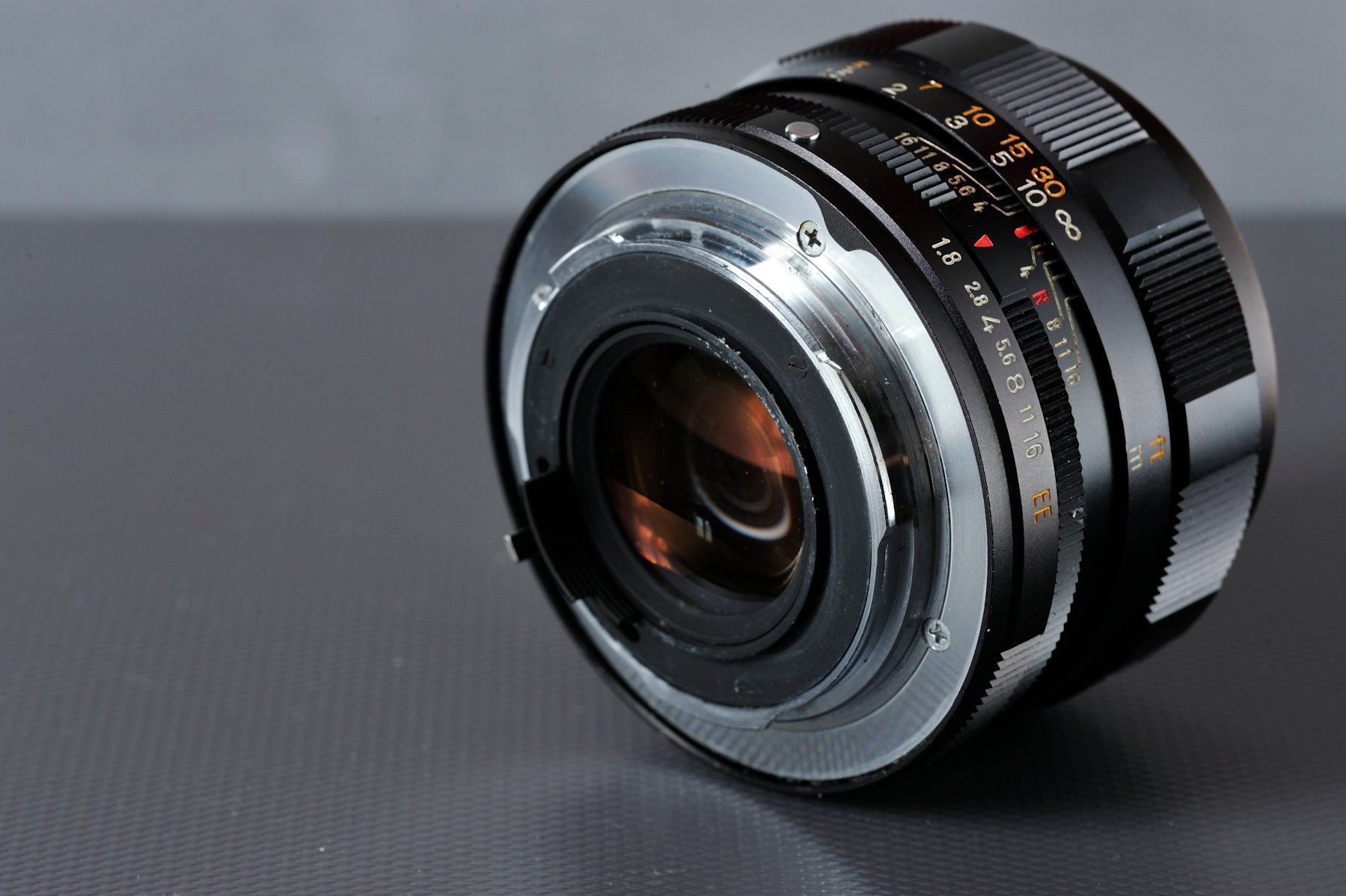 Konica Objectifs: Konica Hexanon 52mm f/1.8 – D'occasion à Fleurier par im_ghl