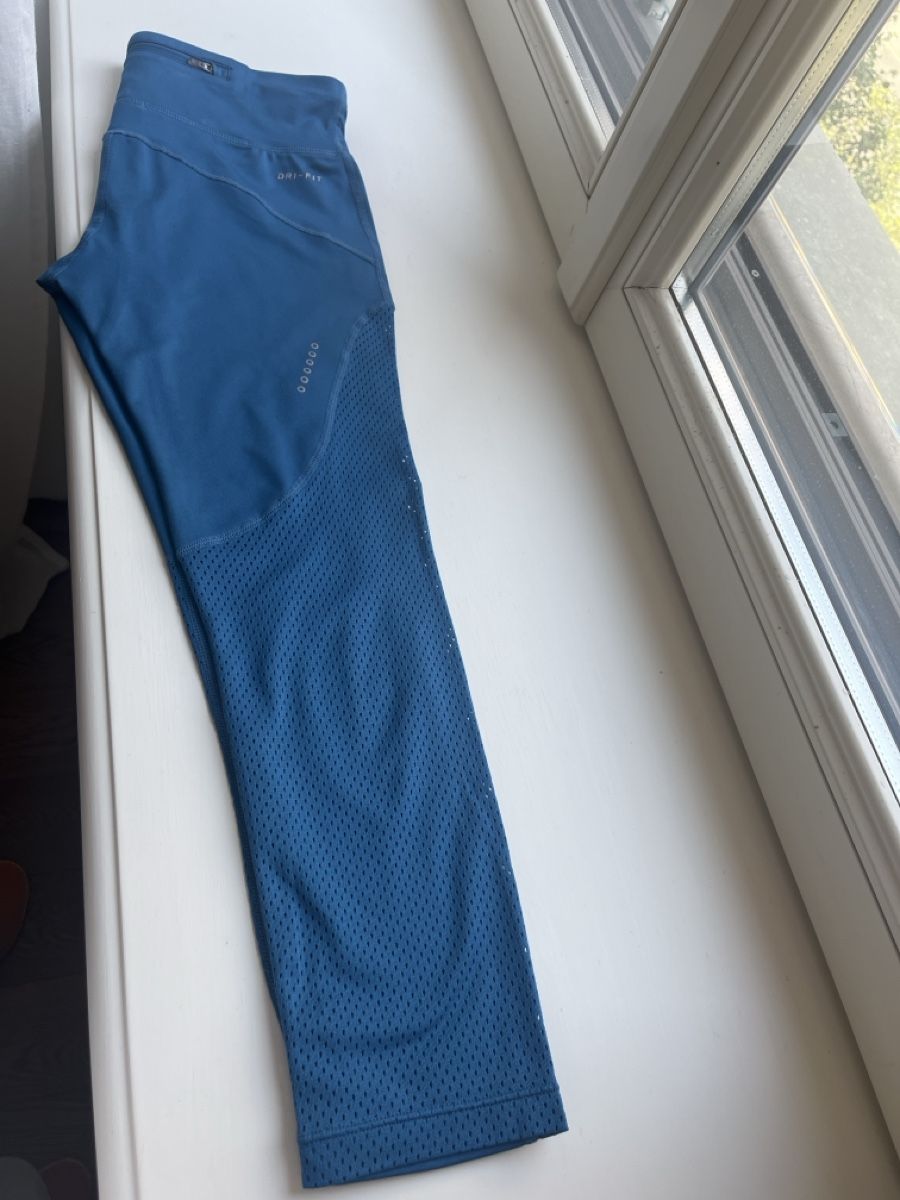 Nike Collant & Leggings: Nike sports leggings – Usato da Rüschlikon venduto da ant_5v7g