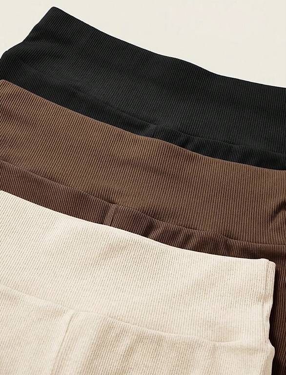 Shein Lotti di vestiti: Basics Skinny Short in 3er Set – Nuovo (secondo la descrizione) da Höri venduto da loirinhax 1