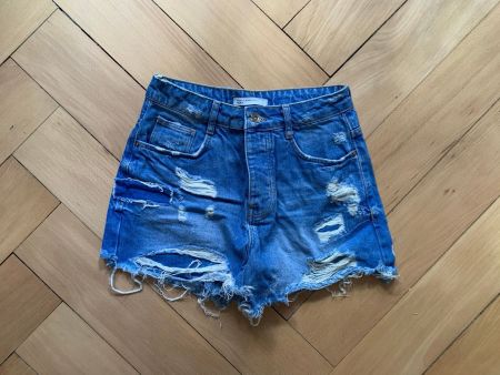 ZARA - Destroyed Jeansshorts blau 34
