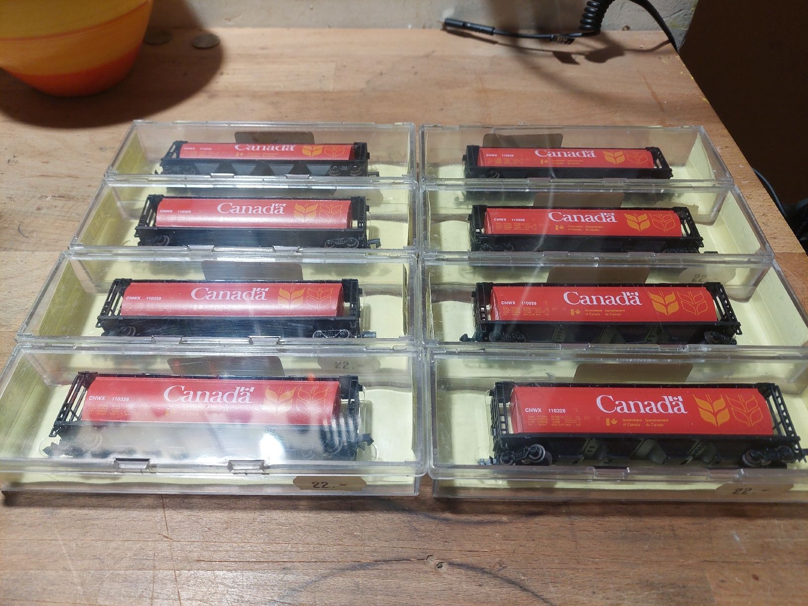 Modellini di ferrovie: Spur N 8 Stück Silogütterwagen Canada – Nuovo (secondo la descrizione) da Flaach venduto da maniv6 1