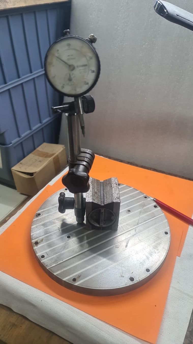 Misurare: Magnet Messtativ mit Messuhr – Usato da Egerkingen venduto da ogi3131 5