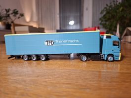 MB Sattelzug herpa 1:87