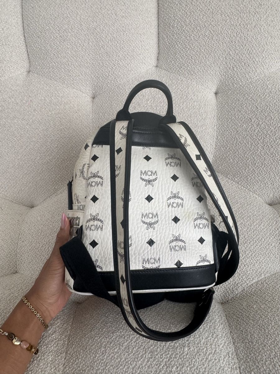 Mcm Zaini: MCM Stark Rucksack Weiss (Small) – Usato da Zürich venduto da viv_q97j 4