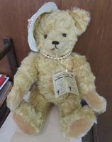 Teddybär von der Firma Grisy