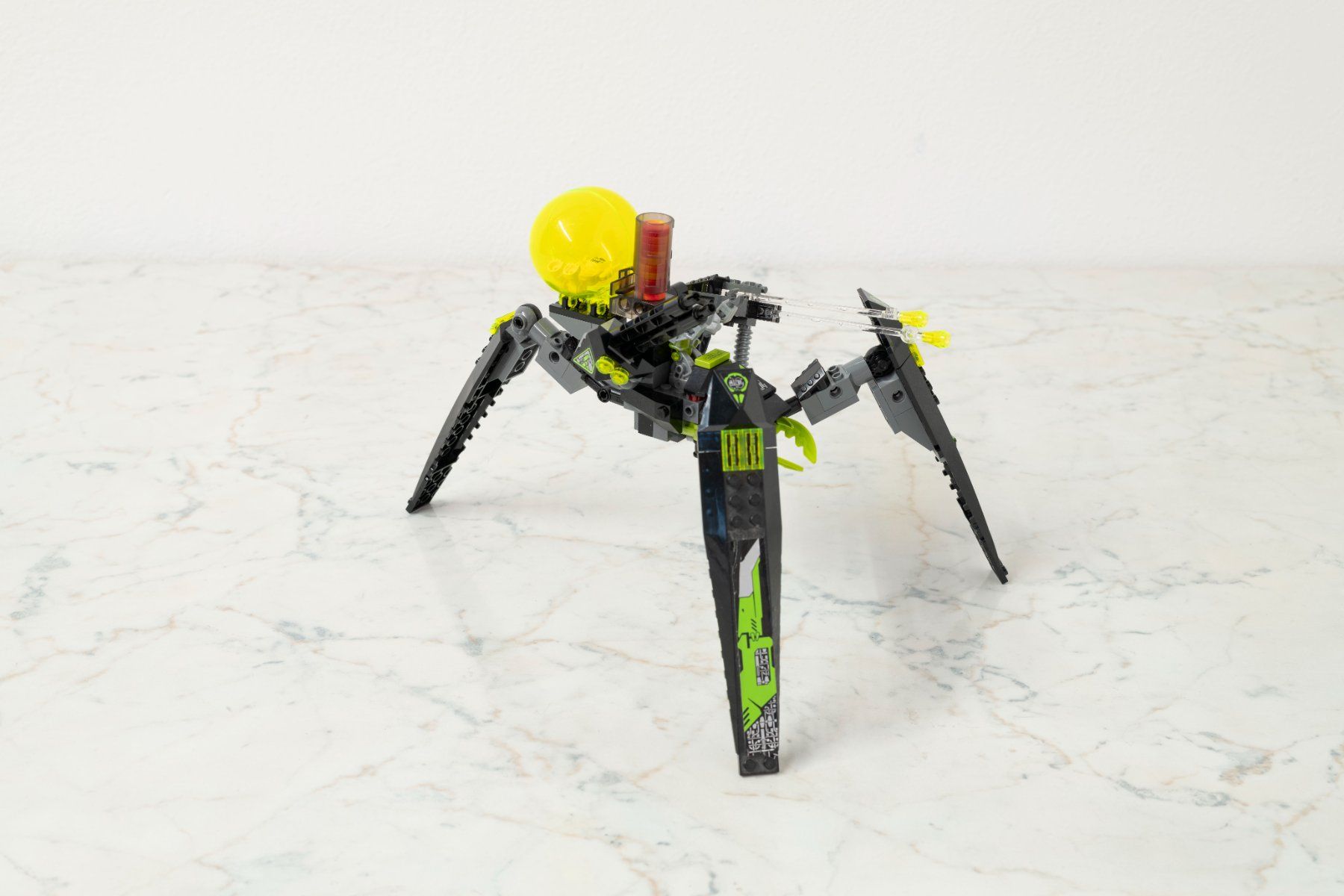 Lego Kit di costruzioni: LEGO Exo-Force 8104 Shadow Crawler 2007 (📖) – Usato da Gorduno venduto da MirellaDaniel