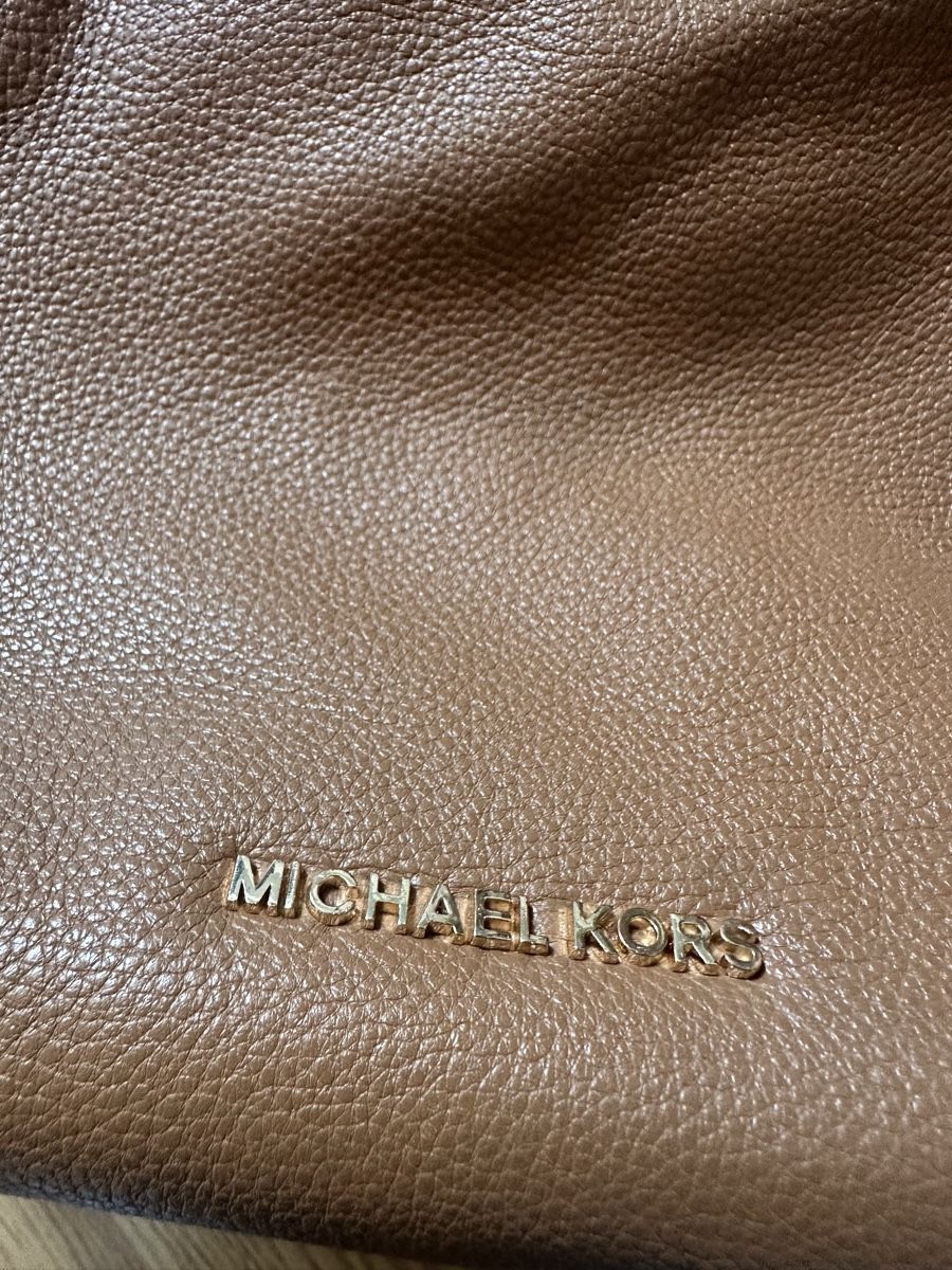 Michael Kors Borse da donna: Michael Kors Leder Schultertasche braun – Usato da Münsingen venduto da Secondhand89 2