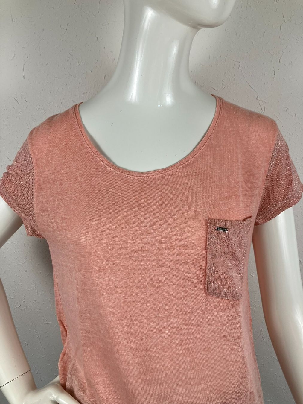 T-shirts: 3 T-Shirts Leinen oder Leinenoptik Gr.S/M/38 – D'occasion à Laupen ZH par kar_lfz6