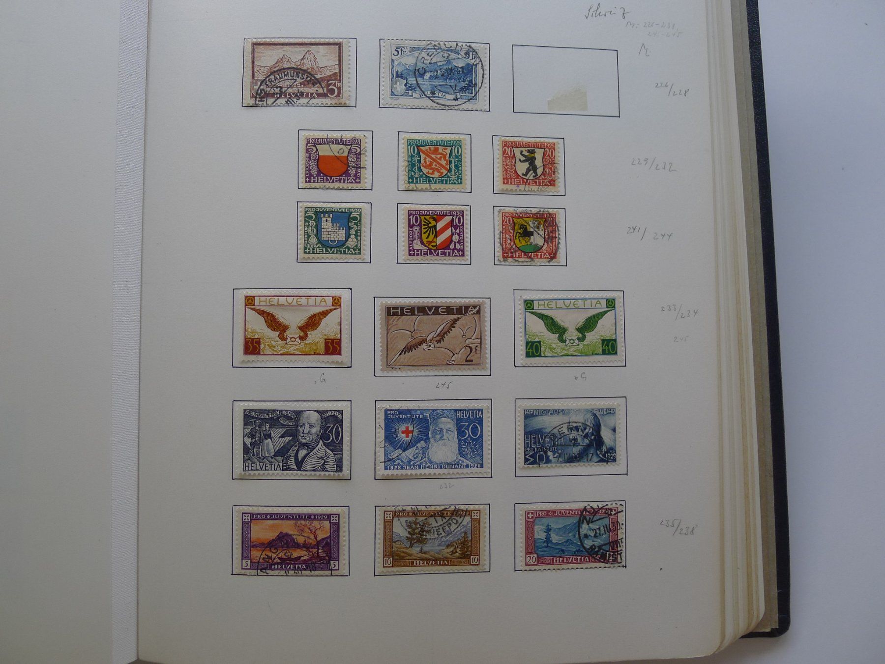 Tutti i francobolli: 2 Alben mit Schweizer Briefmarken – Usato da Dagmersellen venduto da q1w2e3r4 4
