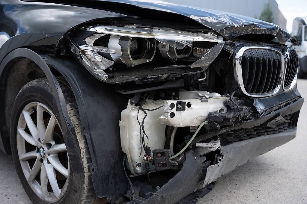 BMW Autos: BMW x1 18D - Unfall - FRONT – Defekt aus Affeltrangen von AutoZentrumAG 3
