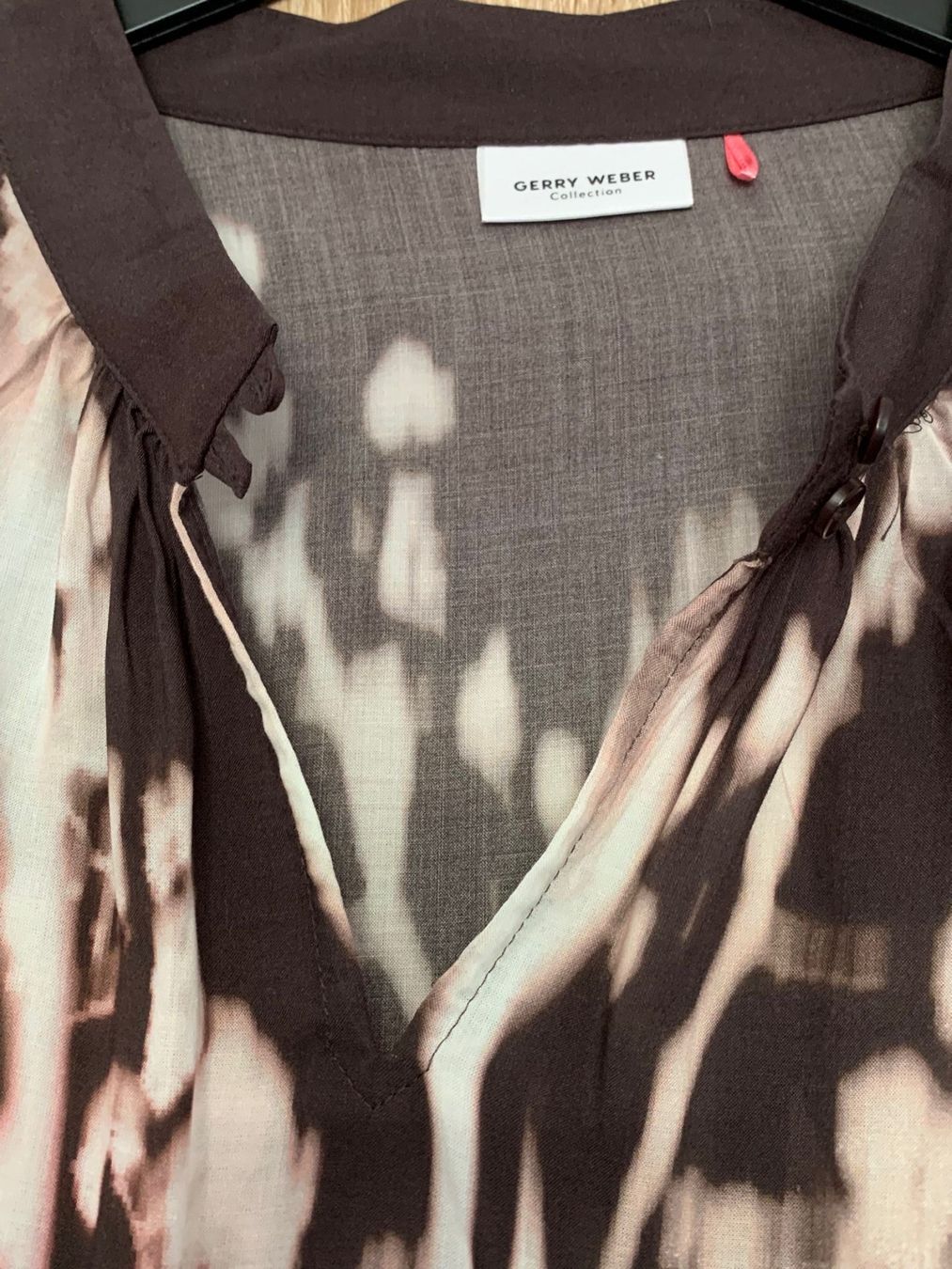 Gerry Weber Camicette: Gerry Weber Bluse Grösse 42 locker fallend sehr weich – Usato da Nussbaumen AG venduto da brigitebardot 3