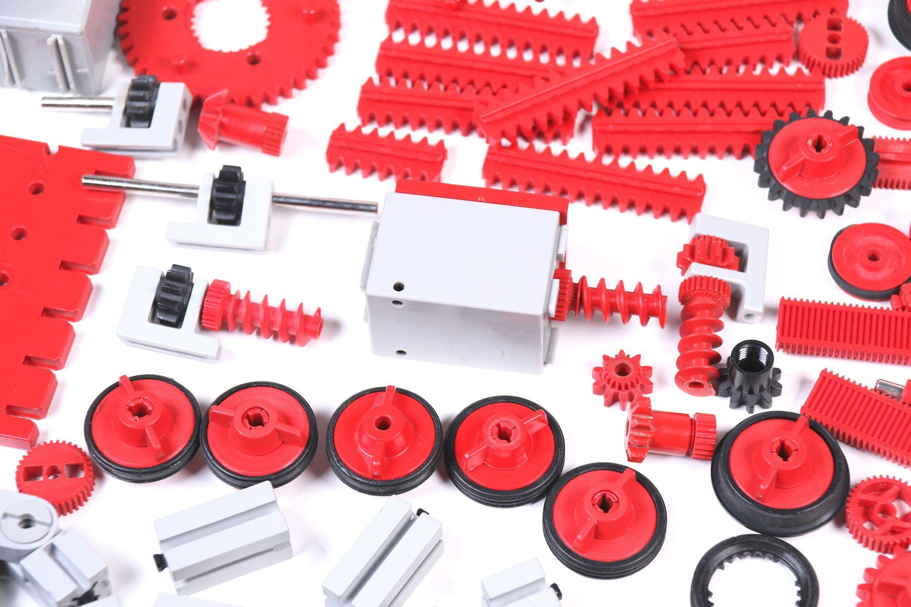 Fischer Kit di costruzioni: Grosse Menge Fischertechnik-Teile in Sortierbox mit Motor – Usato da Hettlingen venduto da Scholi99 3