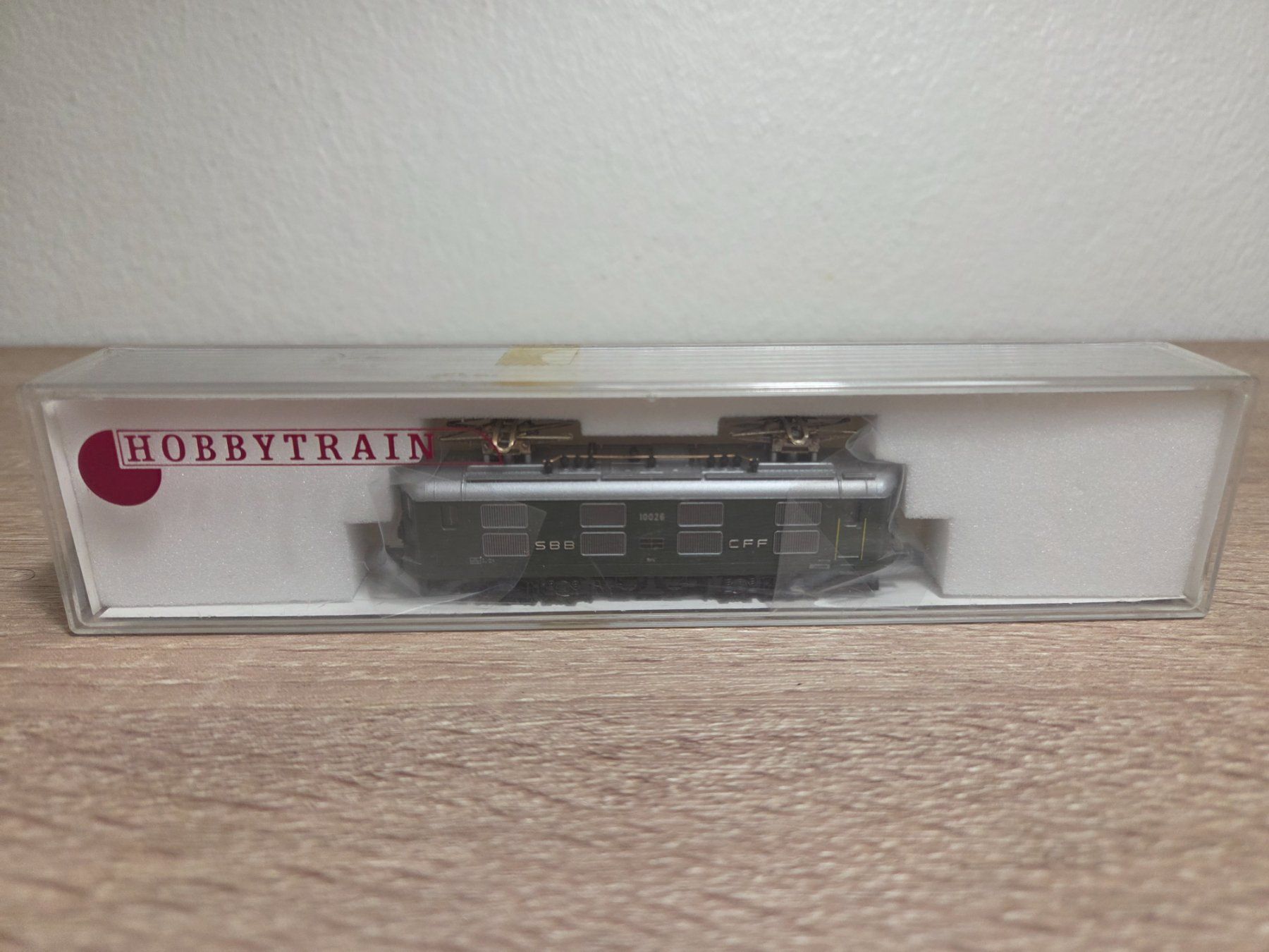 Hobbytrain Modellini di ferrovie: Hobbytrain N 11011 E-Lok 10026 SBB – Usato da St-Aubin-Sauges venduto da Lo_Go 6