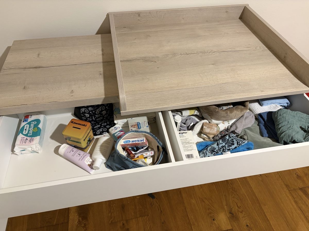 Wickeltisch & Zubehör: Wickelkommode – Gebraucht aus Giswil von kwdesign 4