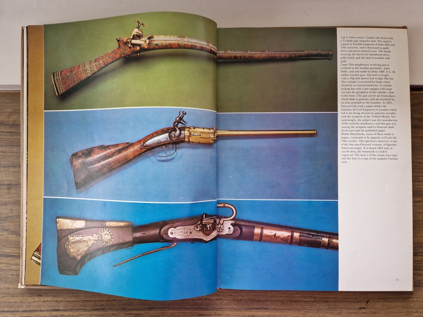 Bücher: The Pleasure of Guns – Gebraucht aus Mörschwil von aik_x8mc 8