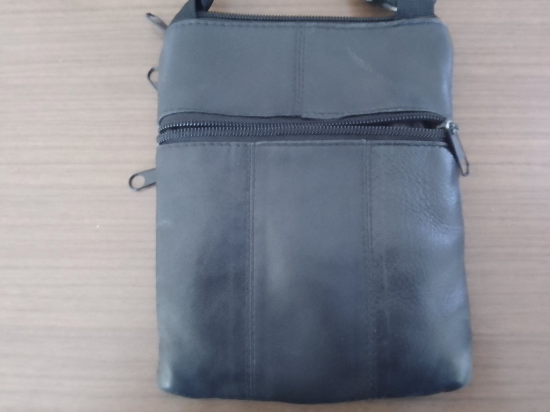 Borse: Leder umhangtasche – Usato da Adligenswil venduto da madhater 1
