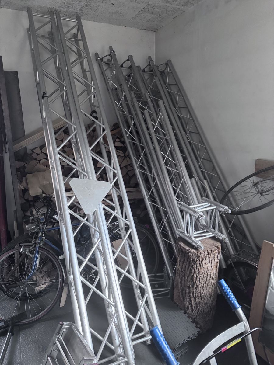 Tralicci: Bühnen Traversen Aluminium gebraucht – Usato da Vilters venduto da Roland20