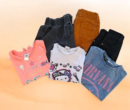 159–6 pièces fille (Zara, Hello Kitty…) 134 (8-9 ans)