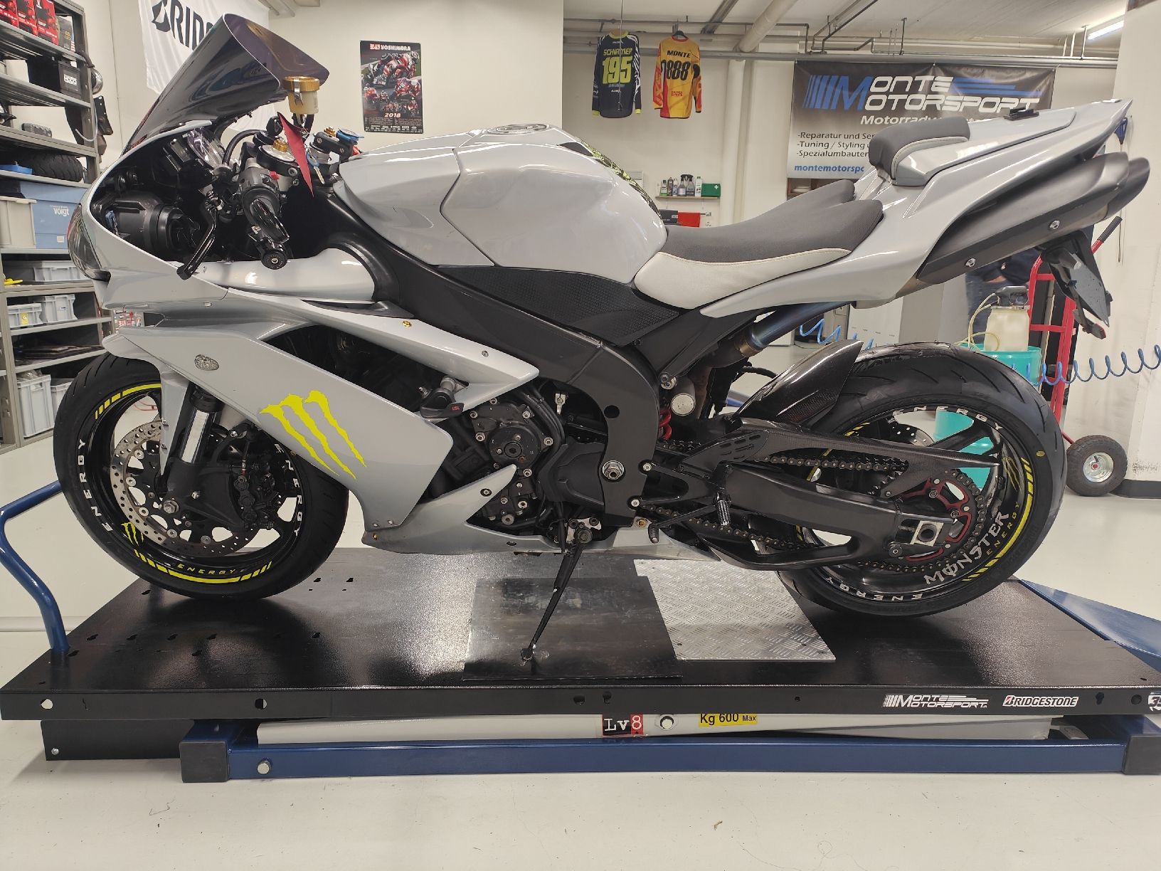 Yamaha Strasse: Yamaha R1 RN19 – Gebraucht aus Adliswil von tim_l8gv 2