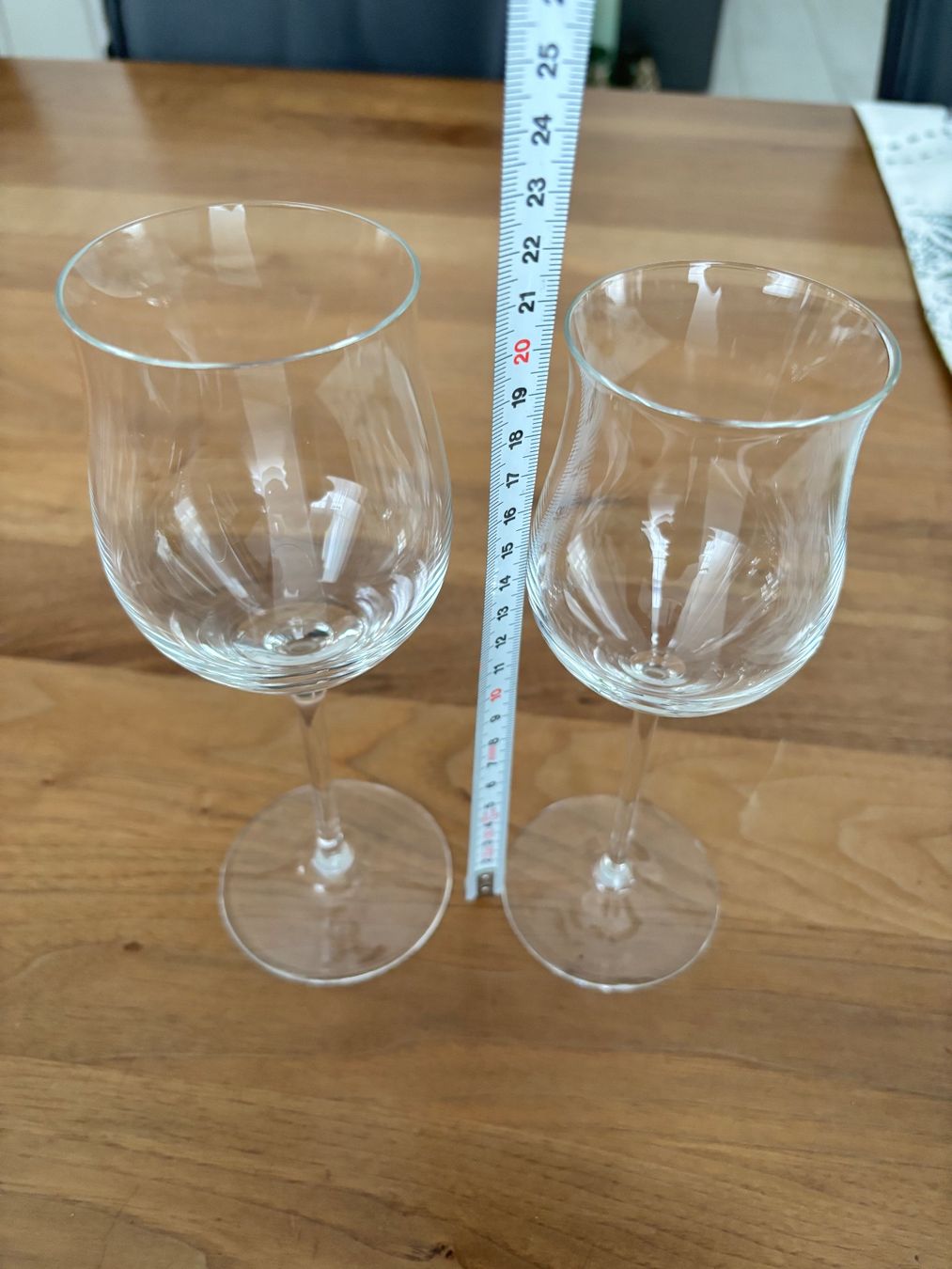 Gläser: 6 Rotwein und 8 Weissweingläser – Gebraucht aus Muri AG von Maga1 1