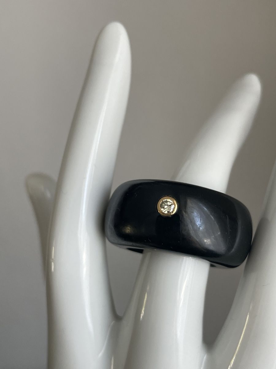 Anelli: UHL Jadeit Ring mit Brillant, ca Gr. 62, schwarz – Usato da Neuhausen am Rheinfall venduto da noelle0810