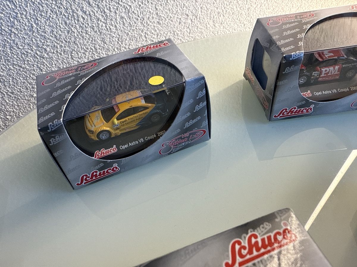 Schuco Modellini d'auto: Schuco Model Auto – Nuovo e nell'imballaggio originale da Horriwil venduto da Carrera68 4