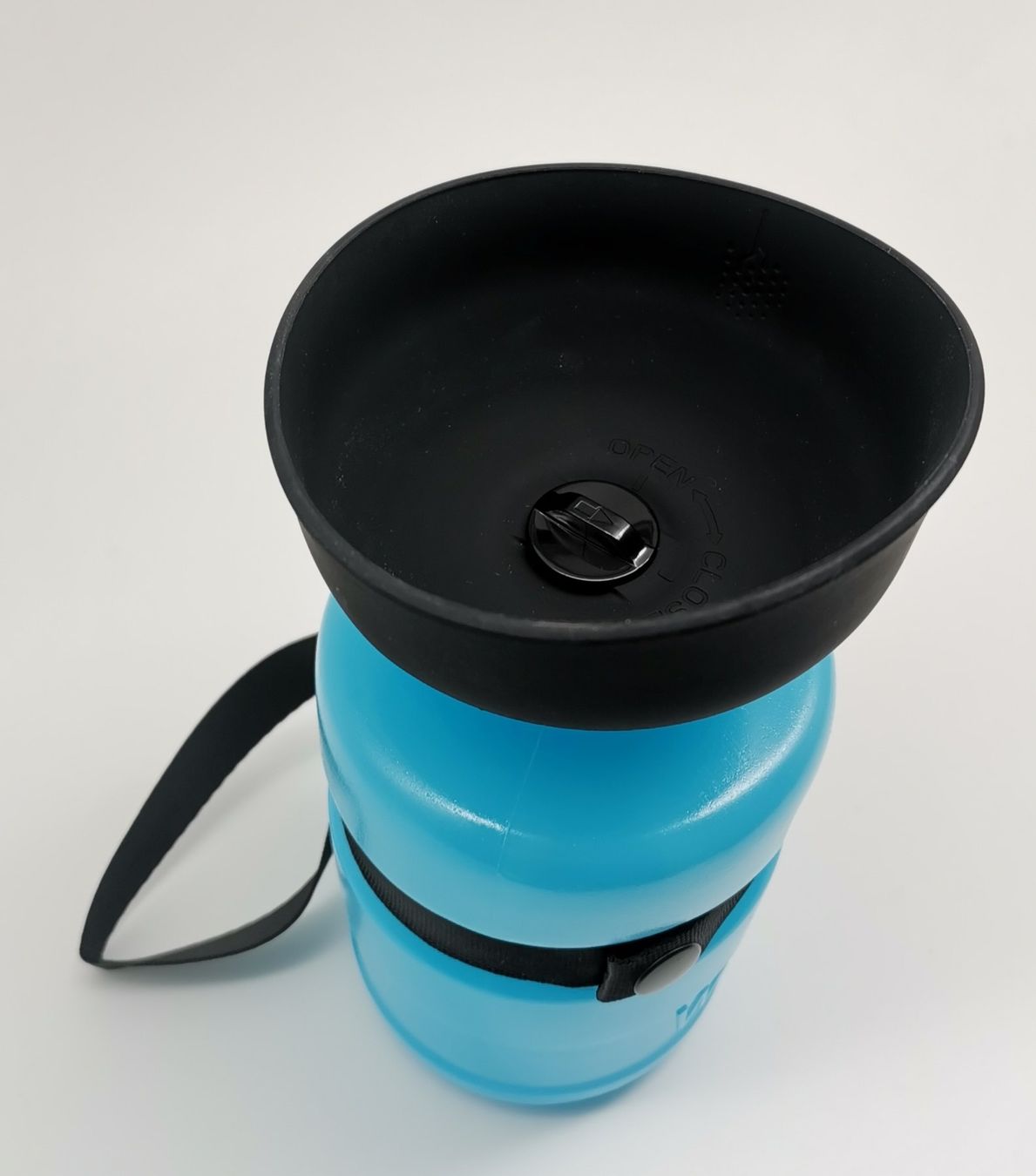Borracce & Thermos: Hundetrinkflaschen mit integrierter Trinkschal – Nuovo (secondo la descrizione) da Niederglatt ZH venduto da K1r7 4