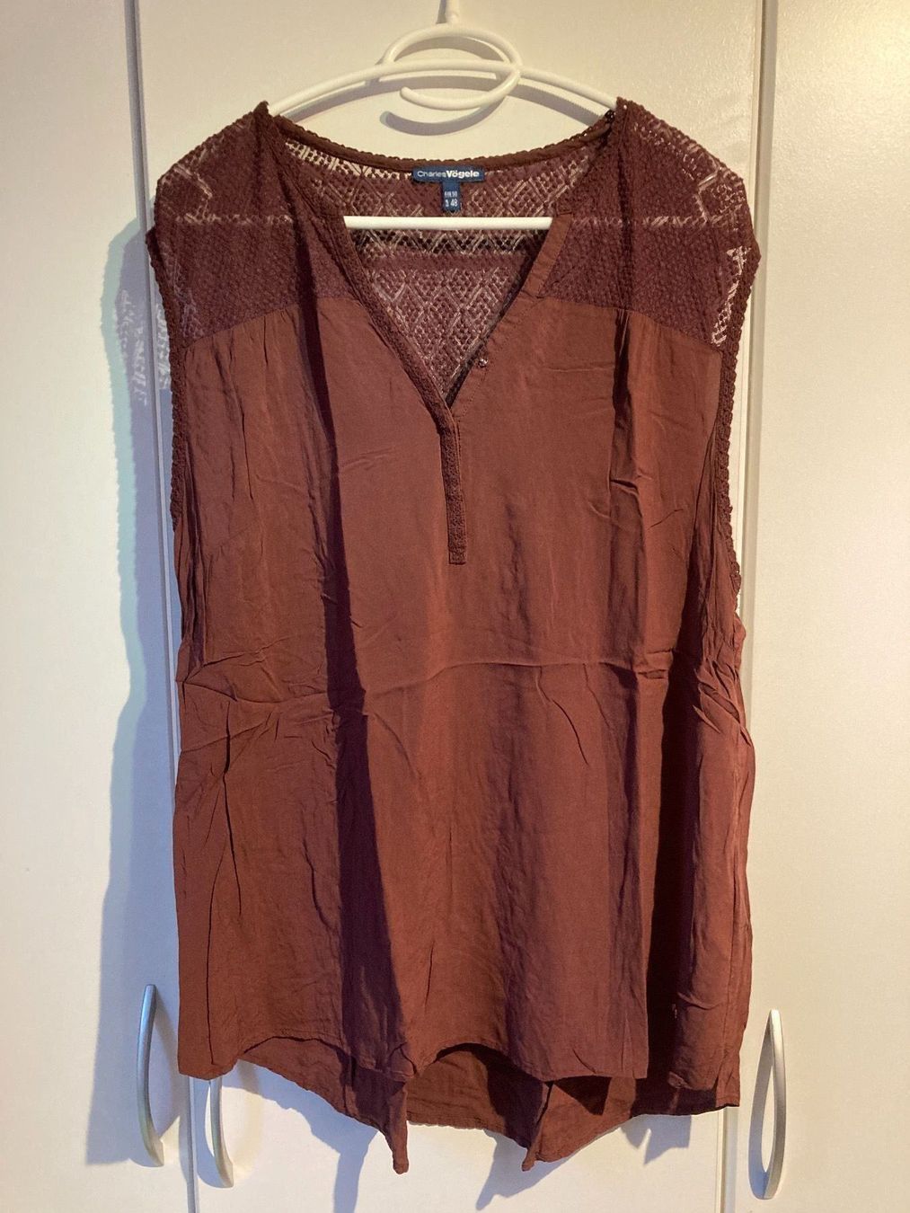 Top: Weinrotes Top Gr. 48 – Nuovo (secondo la descrizione) da Thun venduto da Vans_98