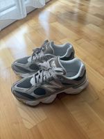 New Balance 9060 grau/braun - Gr. 36