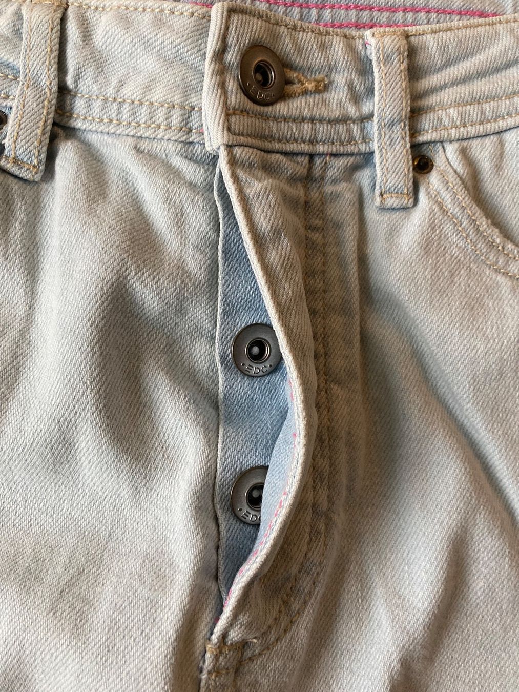 Gonne: Jeansrock hellblau Gr. 36 – Nuovo (secondo la descrizione) da Würenlingen venduto da Shovel7 1