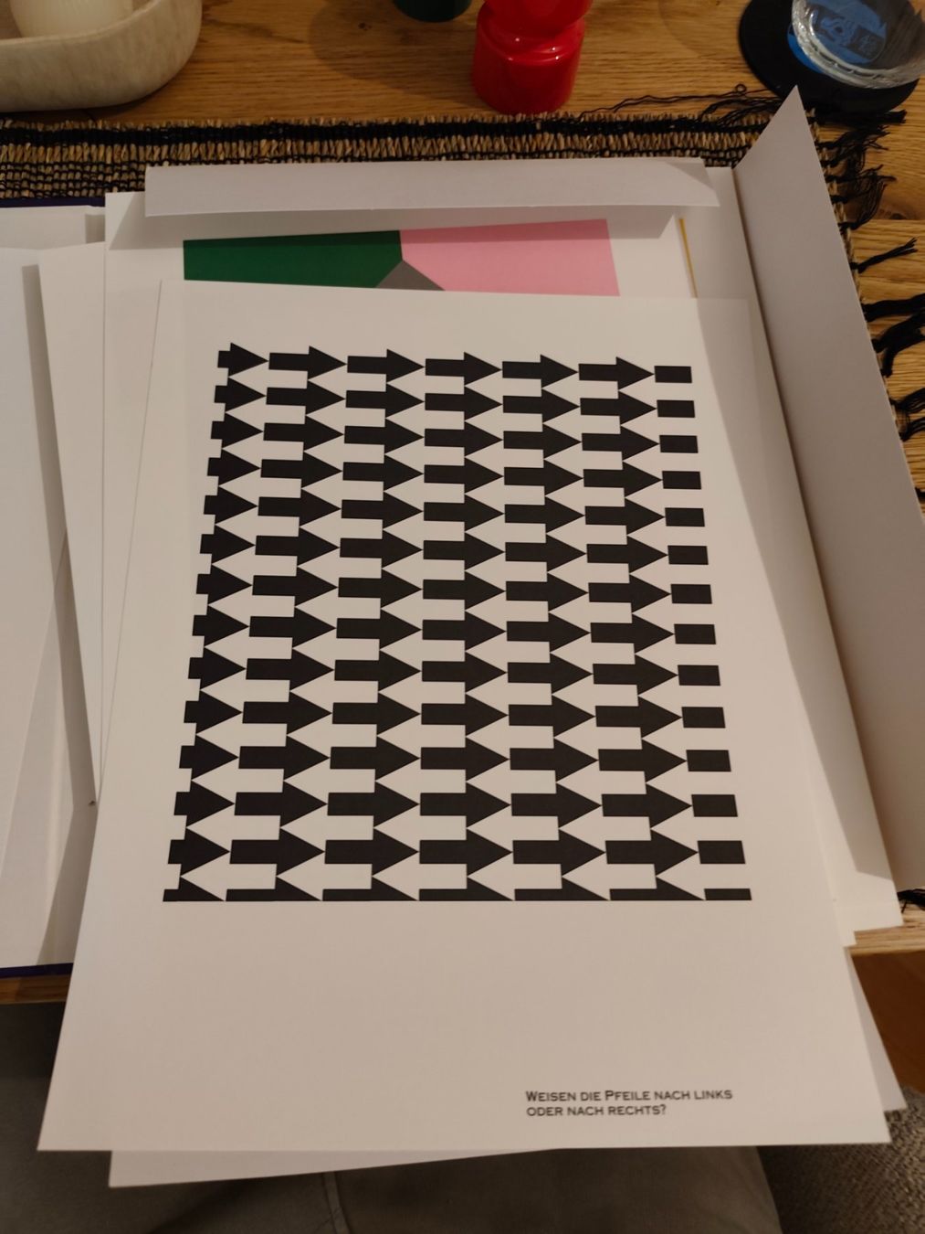 Libri: Ouvrage Op art et illusions d'optique – Usato da Montreux venduto da LeVintage33 2