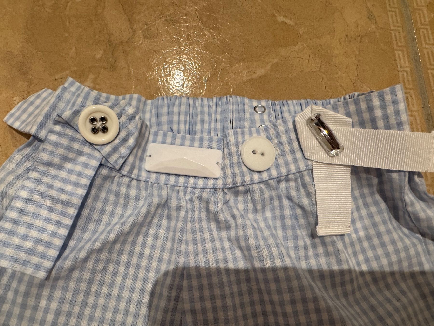 Dolce & Gabbana Pantaloni: Dolce Gabbana NWT Shorts, 3-6Mt – Nuovo (secondo la descrizione) da Klingnau venduto da Markus14 2