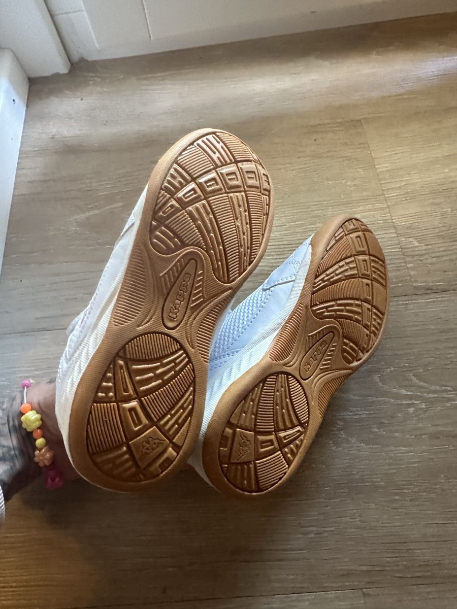 Chaussures filles: Hallenschuh – Neuf (Voir description) à Hombrechtikon par mia_rs79 2